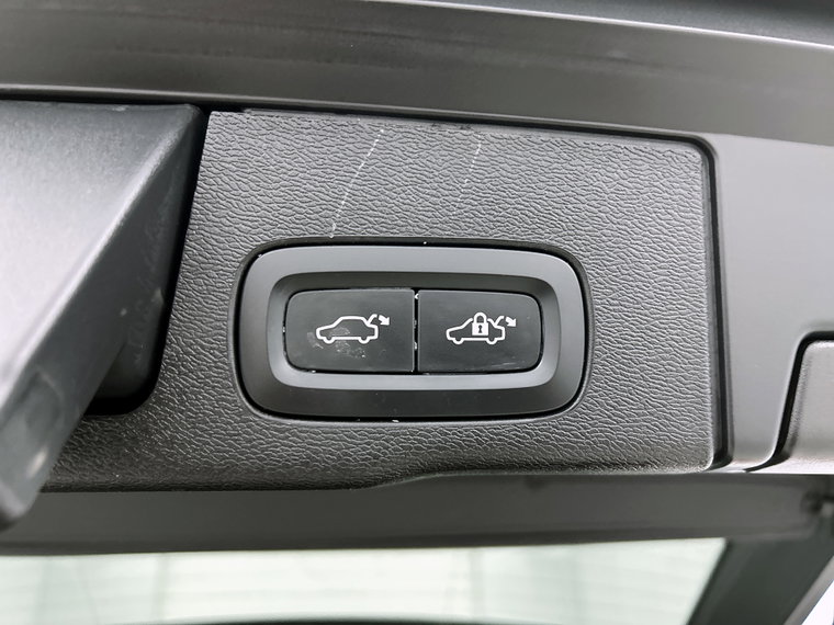 Vehicle Image 29