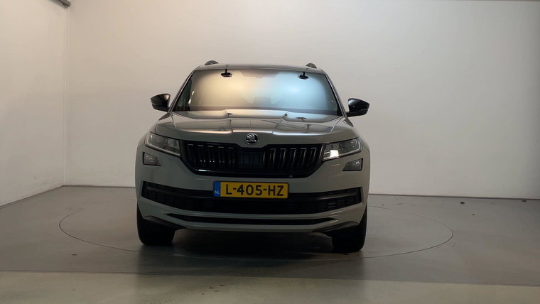 Vehicle Image 16