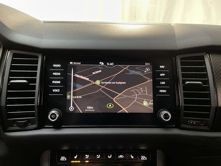 Vehicle Image 22