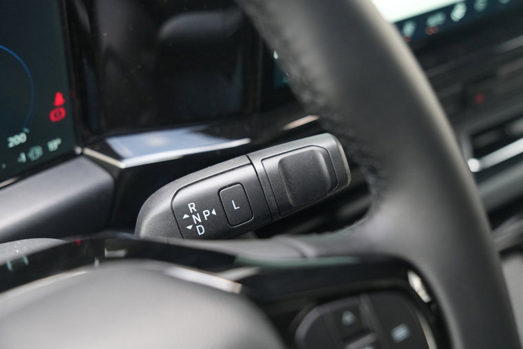 Vehicle Image 26