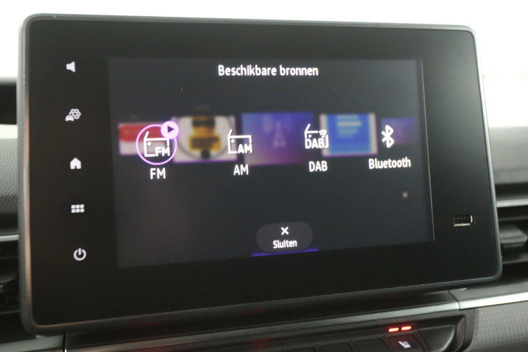 Vehicle Image 19