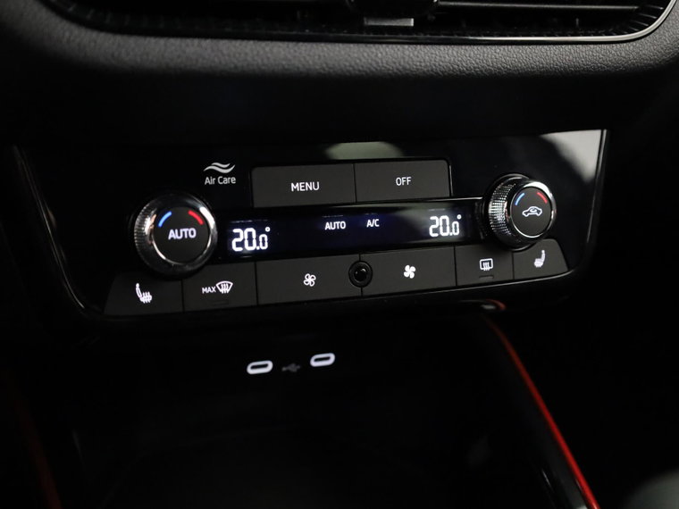 Vehicle Image 26