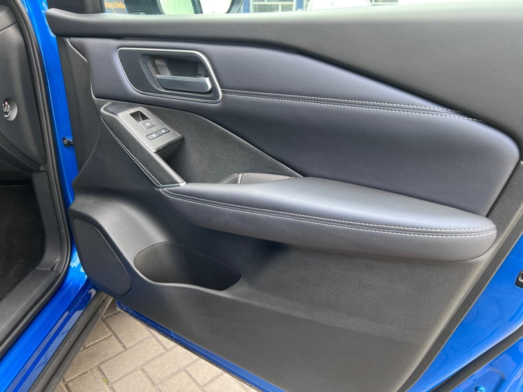 Vehicle Image 38