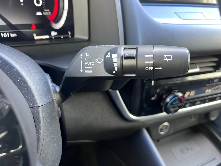 Vehicle Image 52