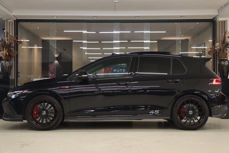 Vehicle Image 38