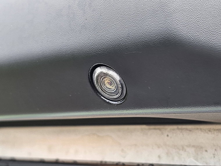 Vehicle Image 19