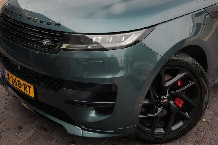 Vehicle Image 33