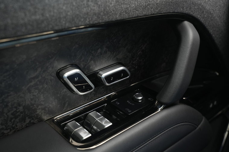 Vehicle Image 39