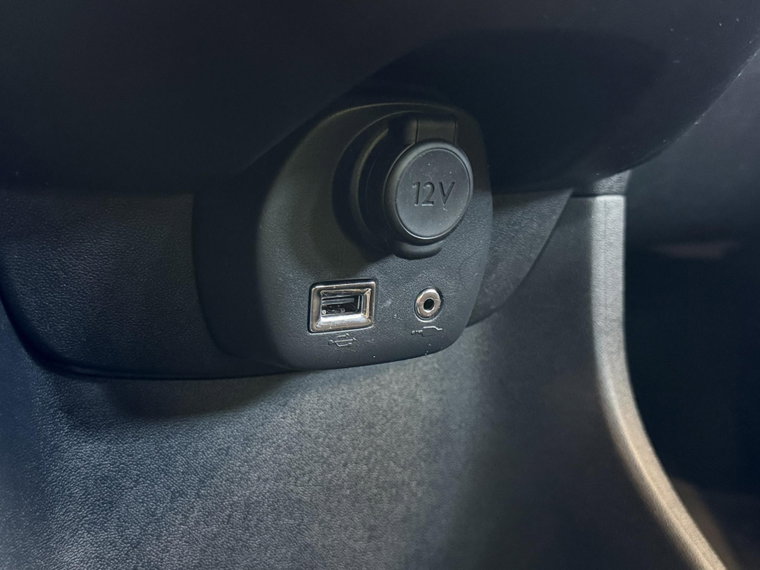 Vehicle Image 23