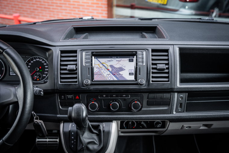 Vehicle Image 11