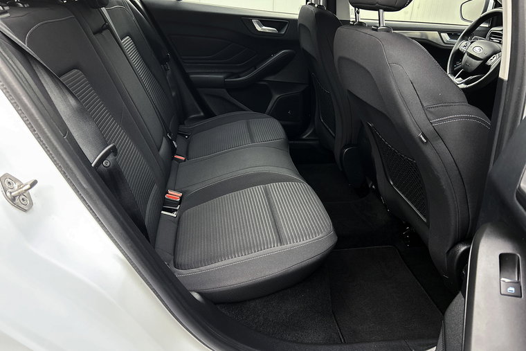 Vehicle Image 27