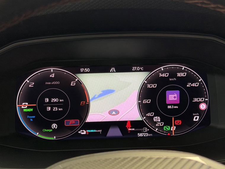 Vehicle Image 23
