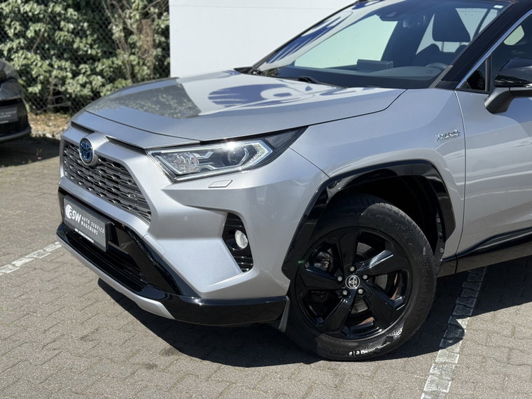 Vehicle Image 30