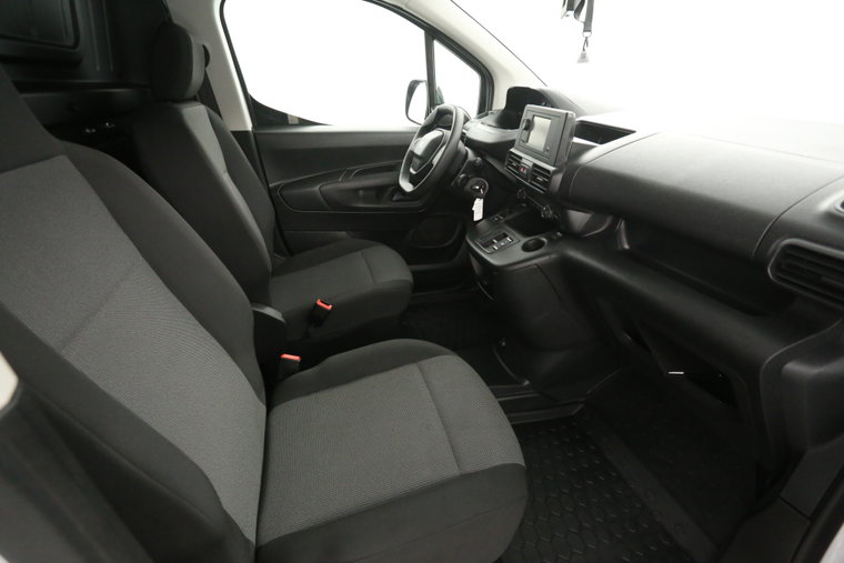 Vehicle Image 22