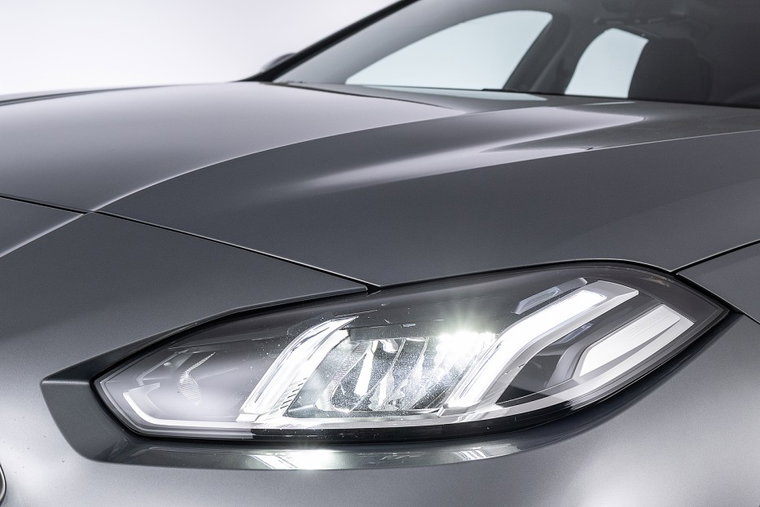 Vehicle Image 30