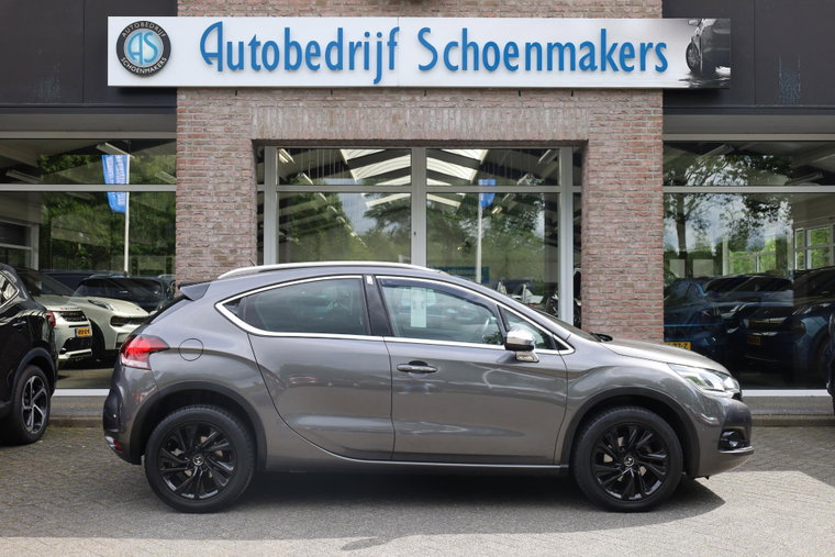 Vehicle Image 35