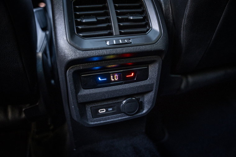 Vehicle Image 45