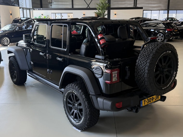 Vehicle Image 36