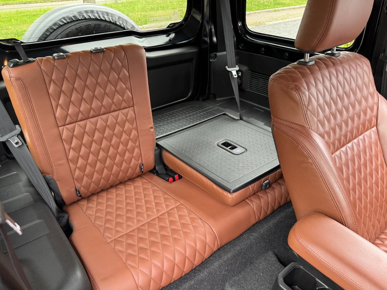 Vehicle Image 23