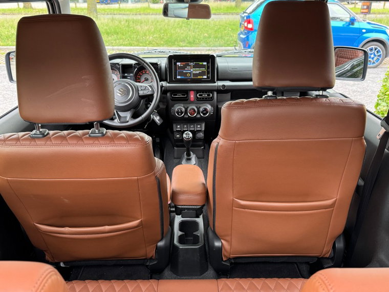 Vehicle Image 26