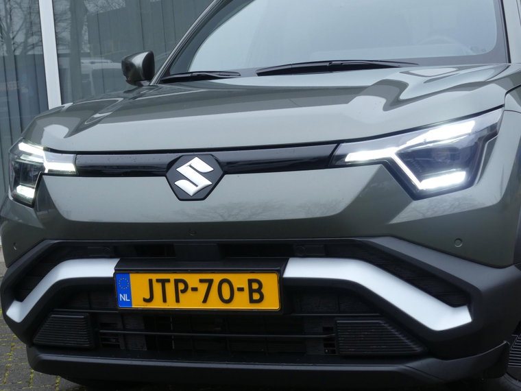 Vehicle Image 41