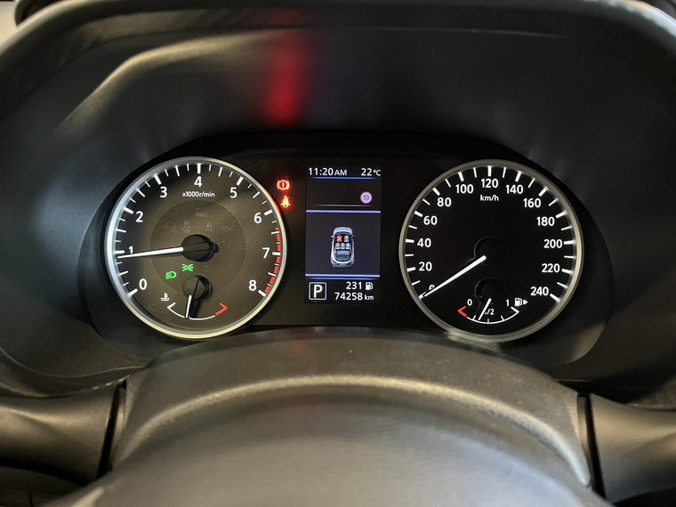Vehicle Image 16