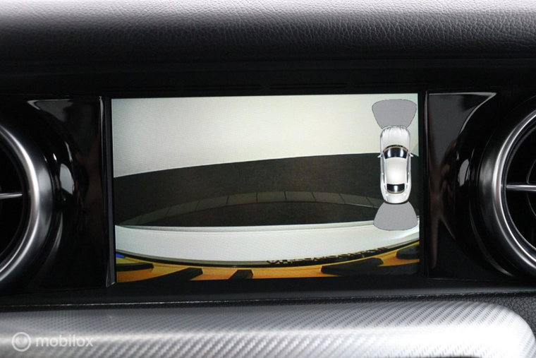 Vehicle Image 52