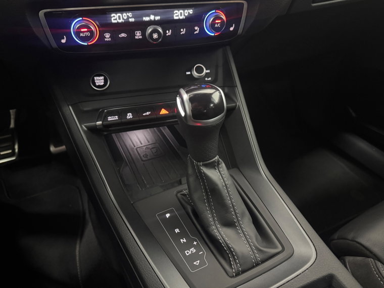 Vehicle Image 24