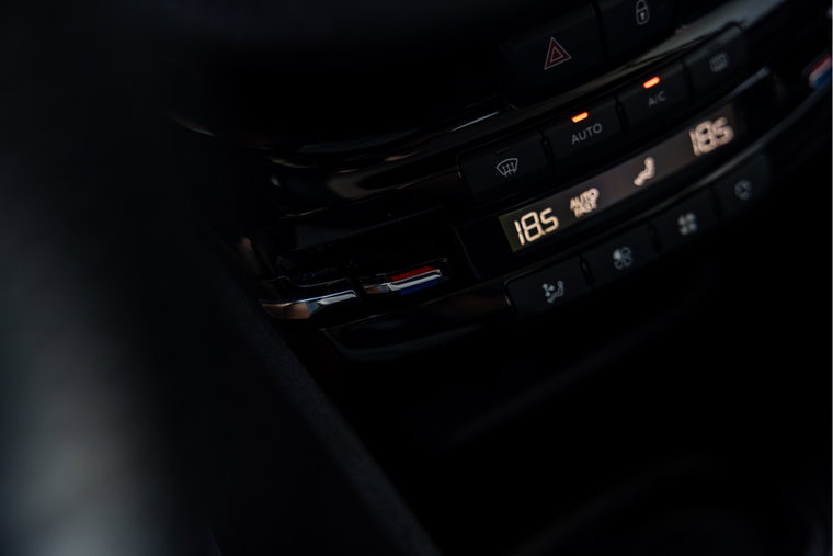 Vehicle Image 50