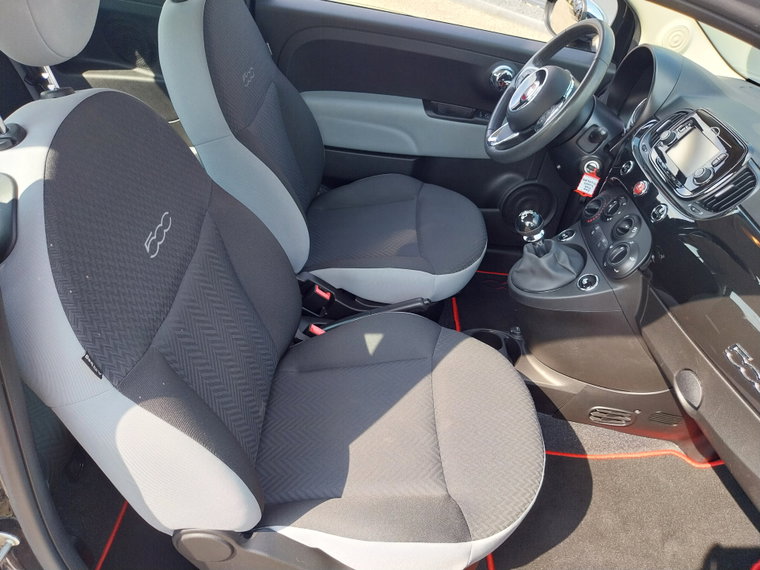 Vehicle Image 14