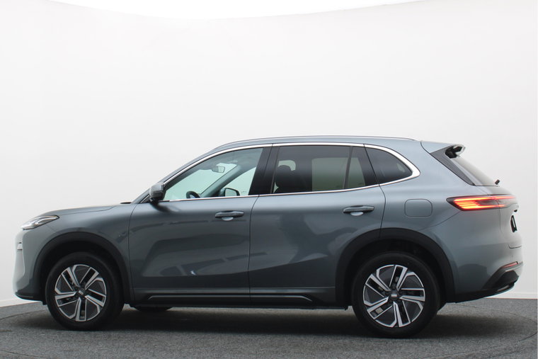 Vehicle Image 17