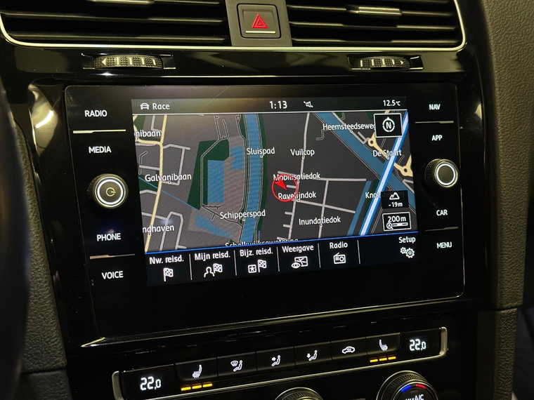 Vehicle Image 21