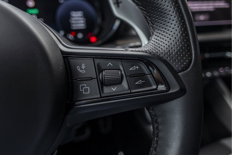 Vehicle Image 37