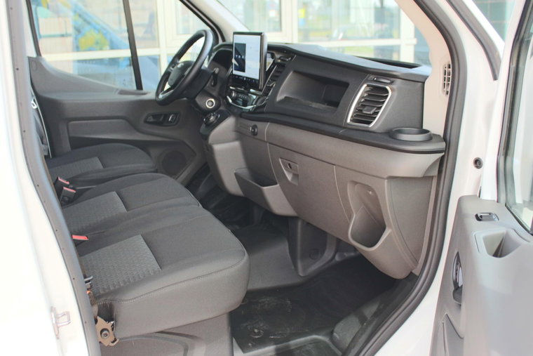 Vehicle Image 37