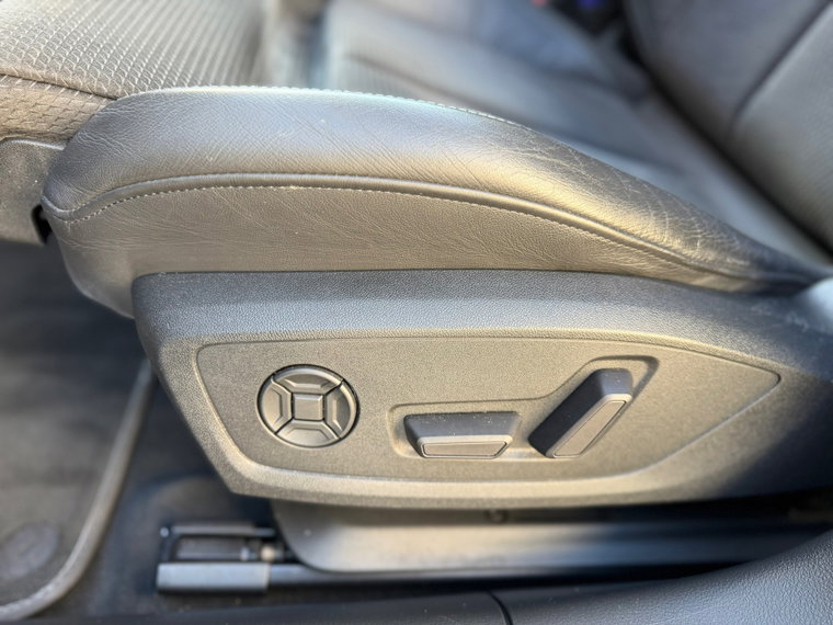 Vehicle Image 50