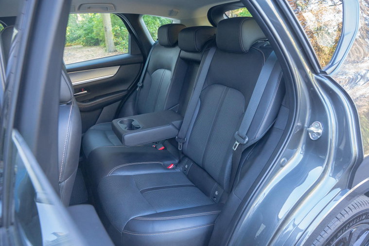 Vehicle Image 37