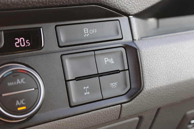 Vehicle Image 30