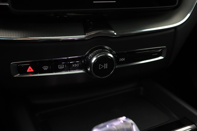 Vehicle Image 39