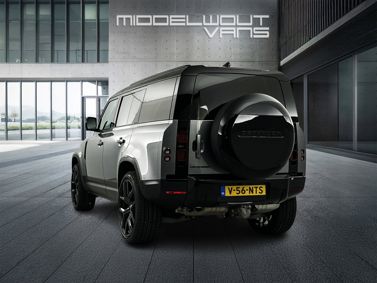 Vehicle Image 10