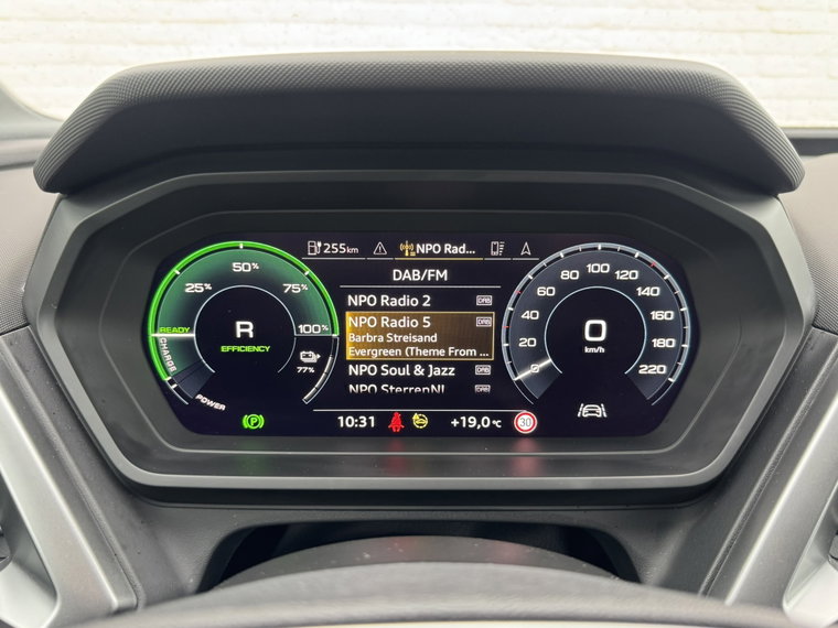Vehicle Image 45