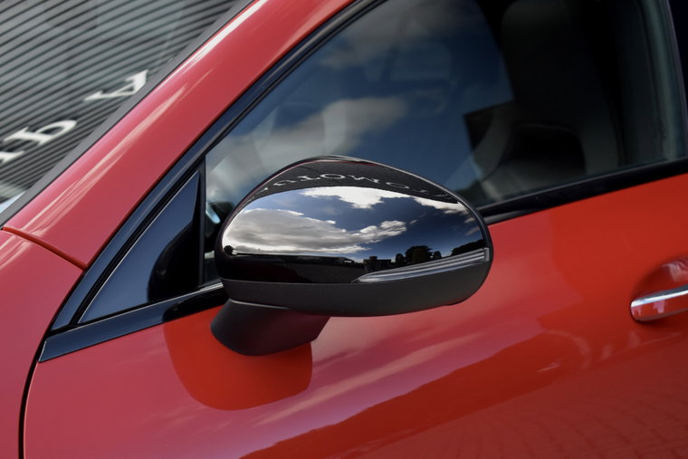 Vehicle Image 35