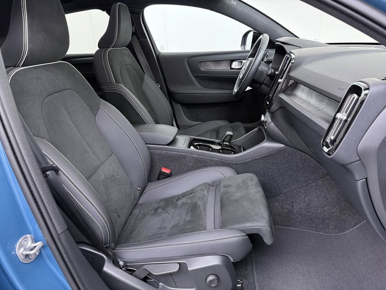Vehicle Image 39
