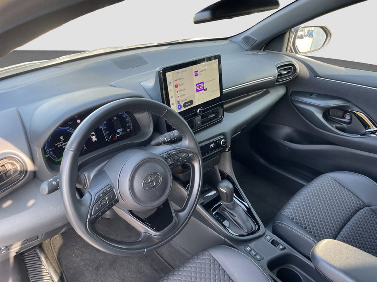 Vehicle Image 11