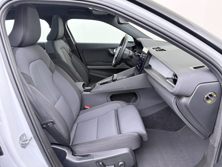 Vehicle Image 41