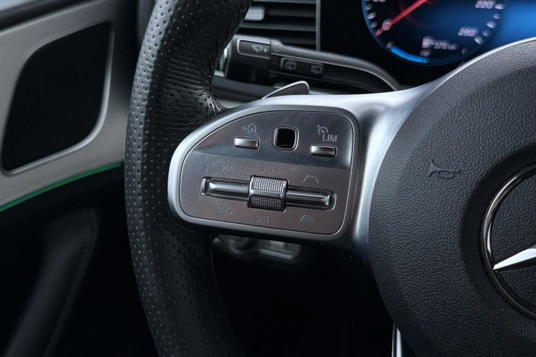Vehicle Image 34