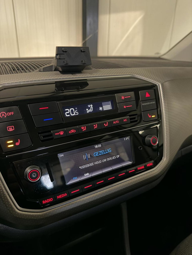 Vehicle Image 34