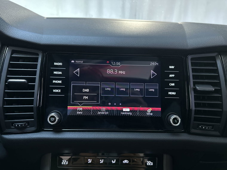 Vehicle Image 23