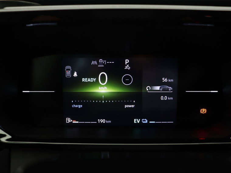 Vehicle Image 25