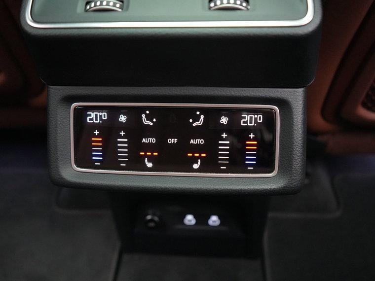 Vehicle Image 39