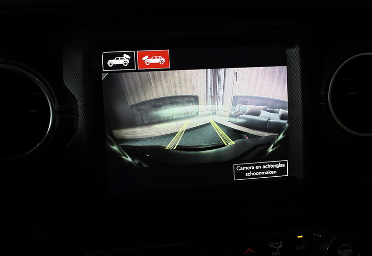 Vehicle Image 19